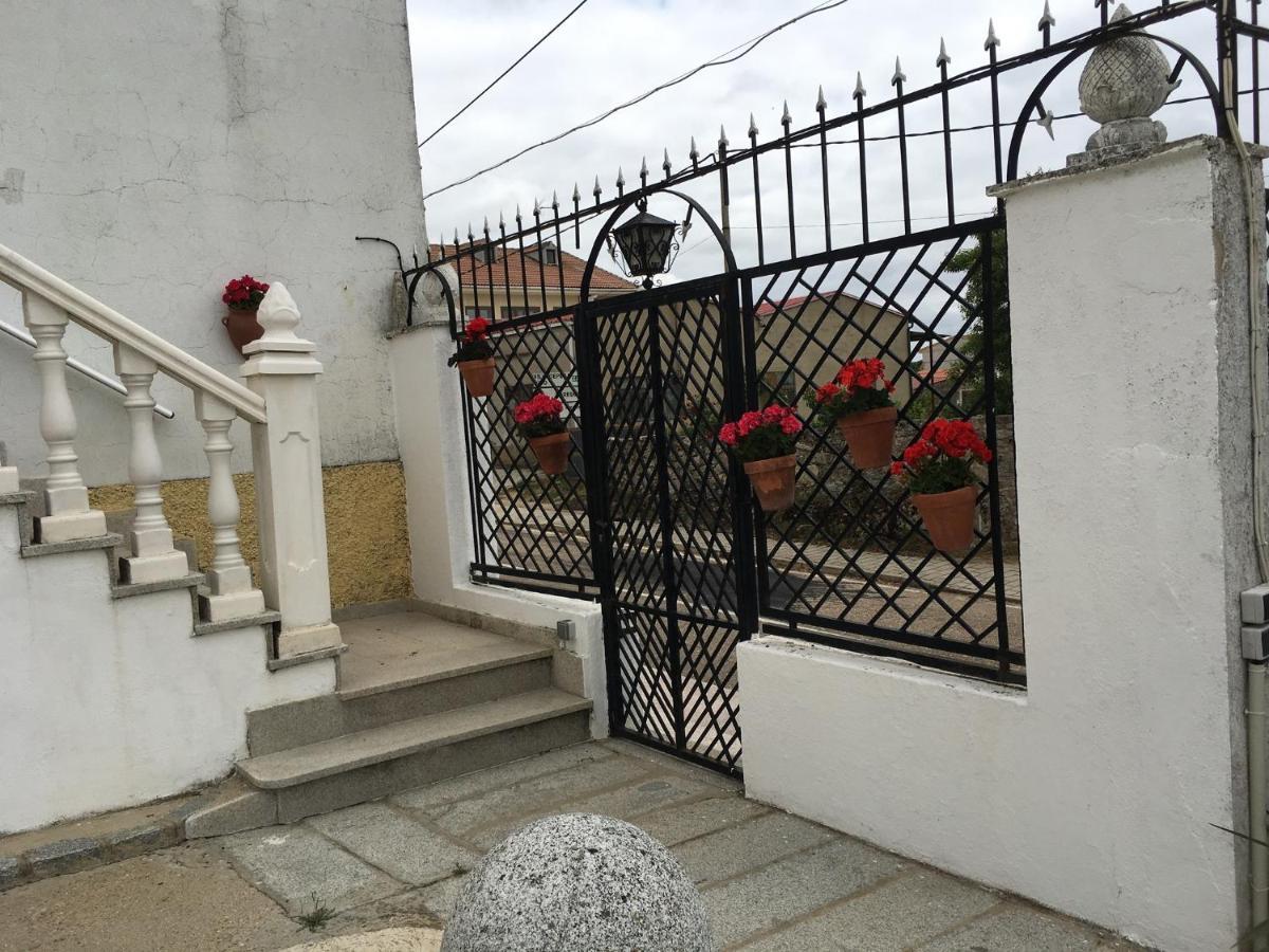Villa Entre Encinas Moralina Exteriör bild
