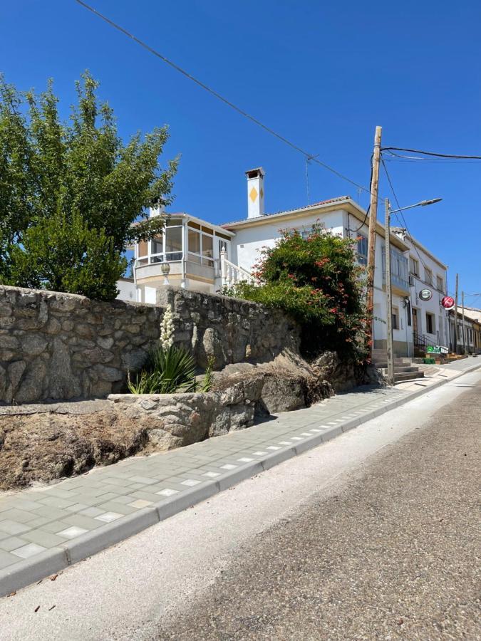 Villa Entre Encinas Moralina Exteriör bild