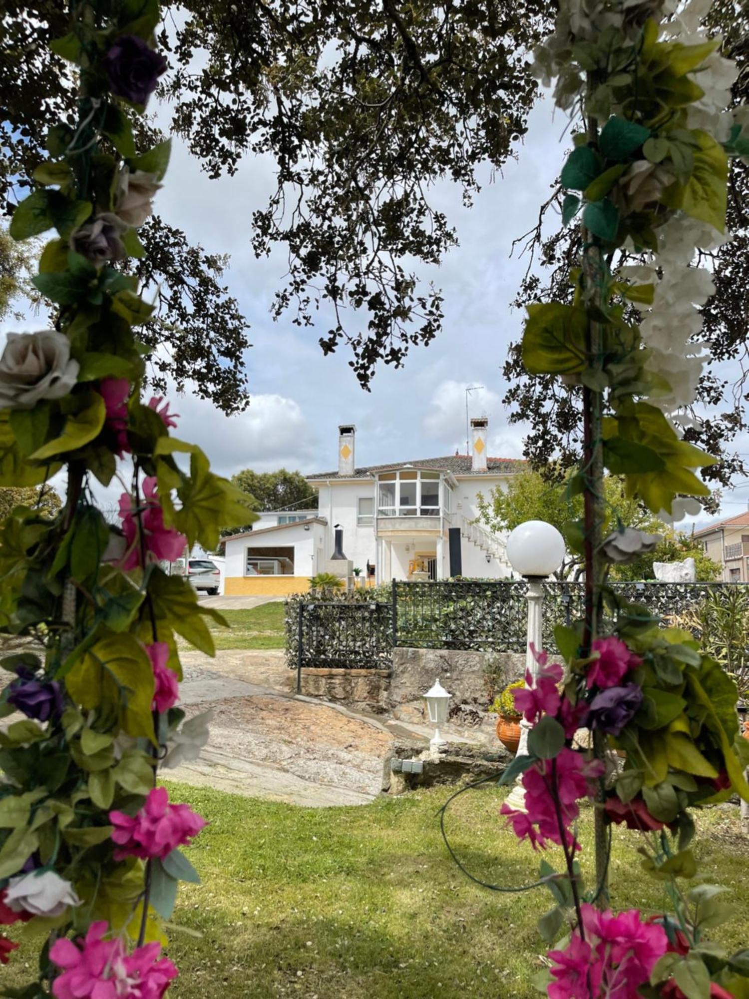 Villa Entre Encinas Moralina Exteriör bild